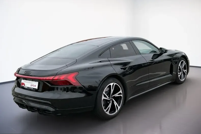 Audi e-tron GT din 2024 cu 27.990 km - oferta AUD254759 - foto 3