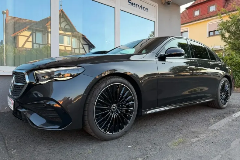 Mercedes-Benz E 220 (Clasa E) din 2025 cu 16.431 km - oferta MER254765 - foto 1