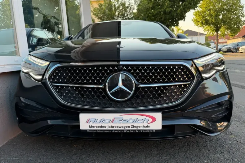 Mercedes-Benz E 220 (Clasa E) din 2025 cu 16.431 km - oferta MER254765 - foto 4
