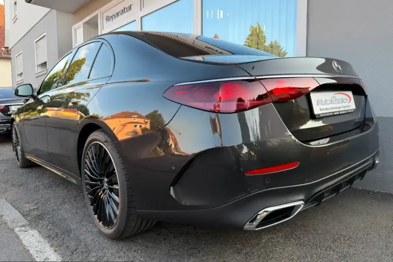 Mercedes-Benz E 220 (Clasa E) din 2025 cu 16.431 km - oferta MER254765 - foto 8