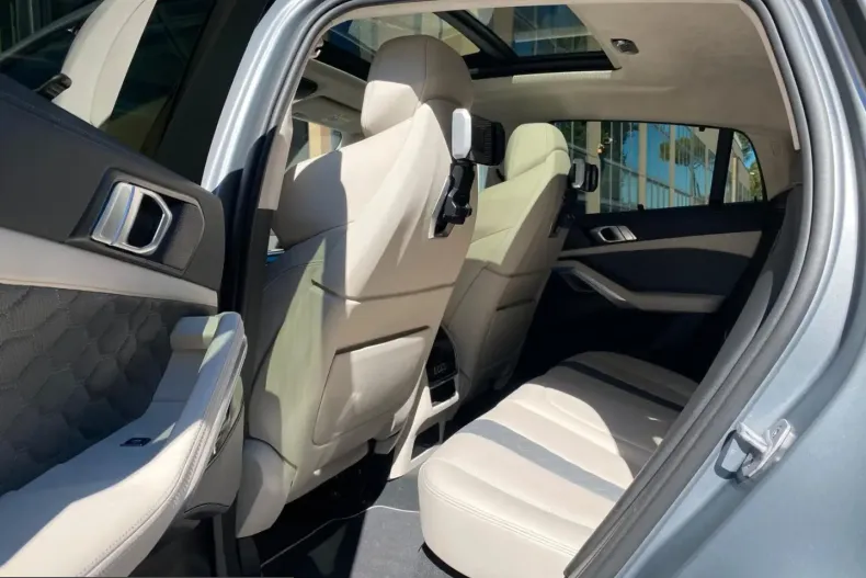 BMW X6 (Seria X) din 2024 cu 25.900 km - oferta BMW254767 - foto 33