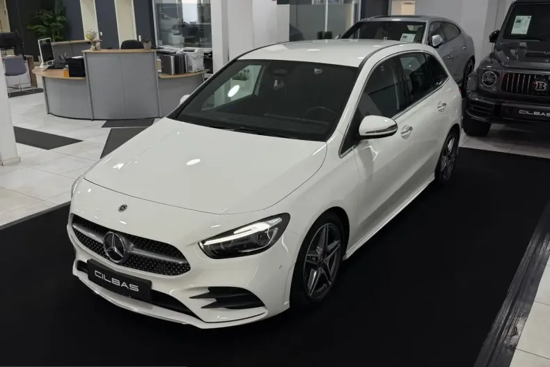 Mercedes-Benz B 200 (Clasa B) din 2024 cu 19.527 km - oferta MER254773 - foto 1