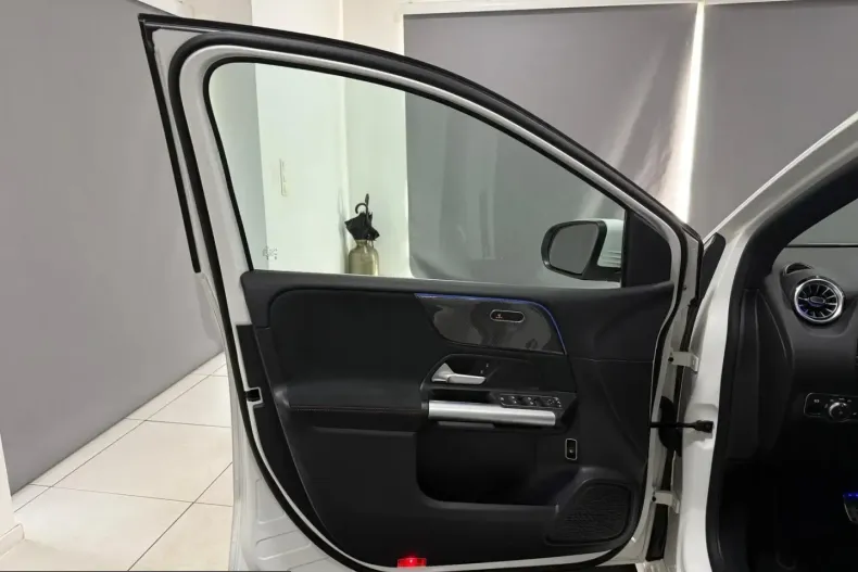 Mercedes-Benz B 200 (Clasa B) din 2024 cu 19.527 km - oferta MER254773 - foto 12