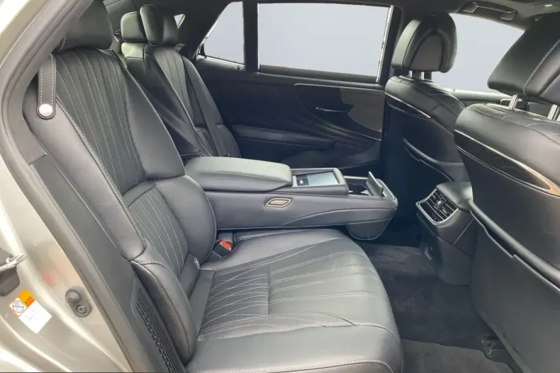 Lexus LS 500 din 2022 cu 64.628 km - oferta LEX254777 - foto 17