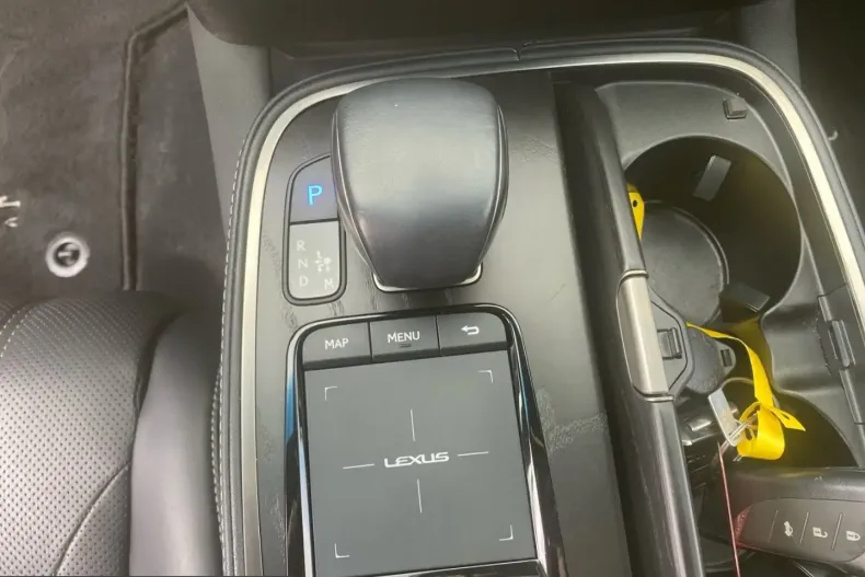 Lexus LS 500 din 2022 cu 64.628 km - oferta LEX254777 - foto 24