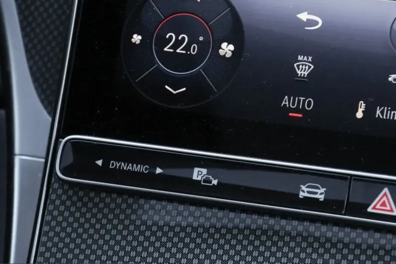 Mercedes-Benz GLC 200 (Clasa GLC) din 2025 cu 21.359 km - oferta MER254782 - foto 10
