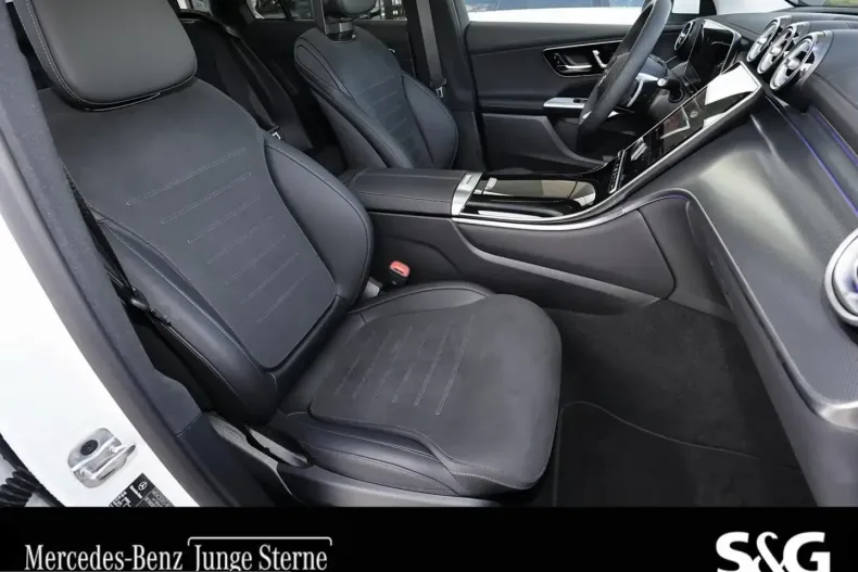 Mercedes-Benz GLC 200 (Clasa GLC) din 2025 cu 1.470 km - oferta MER254786 - foto 4