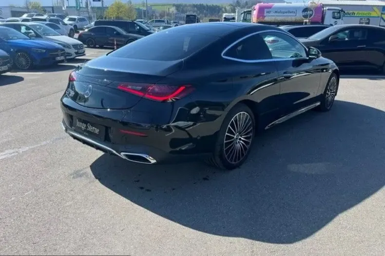 Mercedes-Benz CLE 300 (Clasa CLE) din 2024 cu 25.976 km - oferta MER254802 - foto 8