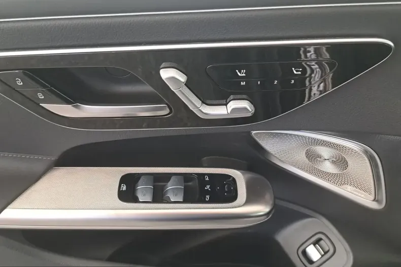 Mercedes-Benz CLE 450 (Clasa CLE) din 2024 cu 23.055 km - oferta MER254807 - foto 6