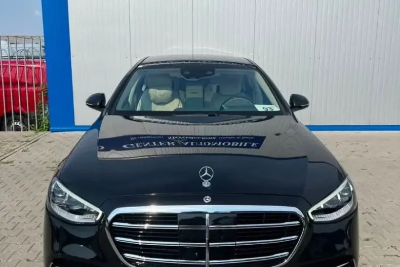 Mercedes-Benz S 580 (Clasa S) din 2024 cu 4.979 km - oferta MER254811 - foto 3