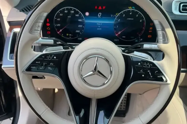 Mercedes-Benz S 580 (Clasa S) din 2024 cu 4.979 km - oferta MER254811 - foto 30