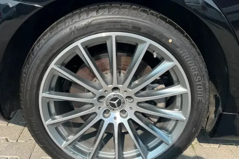 Mercedes-Benz S 580 (Clasa S) din 2024 cu 4.979 km - oferta MER254811 - foto 38