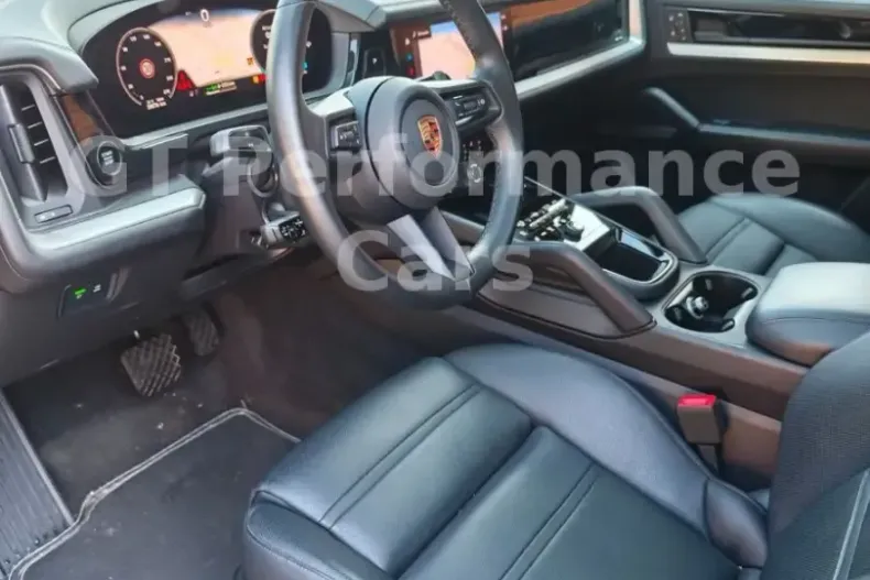 Porsche Cayenne din 2024 cu 28.150 km - oferta POR254813 - foto 8