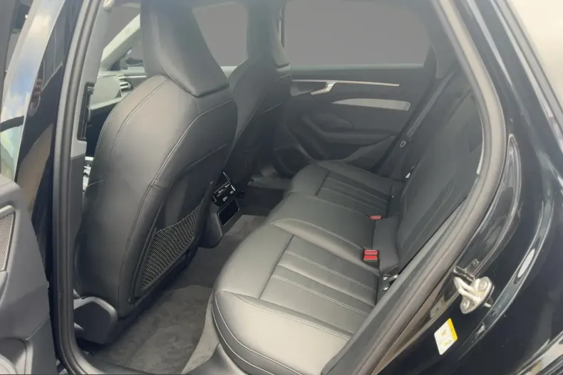 Audi A6 din 2025 cu 10.776 km - oferta AUD254815 - foto 6