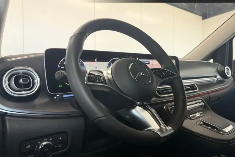 Mercedes-Benz V 300 (Clasa V) din 2025 cu 19.880 km - oferta MER254818 - foto 8