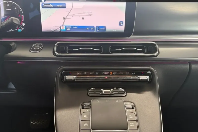 Mercedes-Benz V 300 (Clasa V) din 2025 cu 19.880 km - oferta MER254818 - foto 9