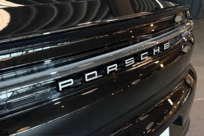 Porsche Cayenne din 2024 cu 31.790 km - oferta POR254823 - foto 8