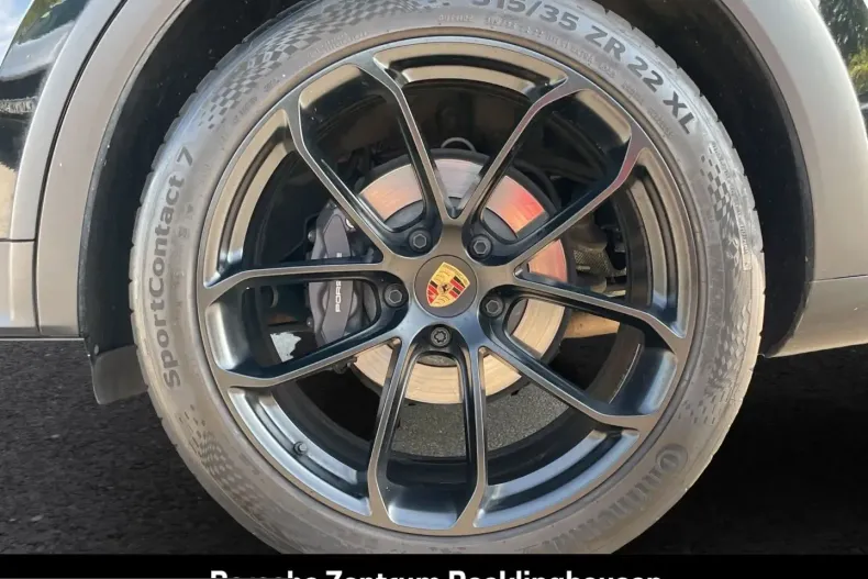 Porsche Cayenne din 2024 cu 43.919 km - oferta POR254825 - foto 16
