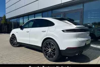 Porsche Cayenne din 2024 cu 17.590 km - oferta POR254826 - foto 4