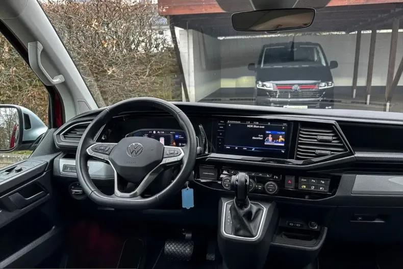 Volkswagen T6 Multivan din 2024 cu 30.500 km - oferta VOL254827 - foto 7