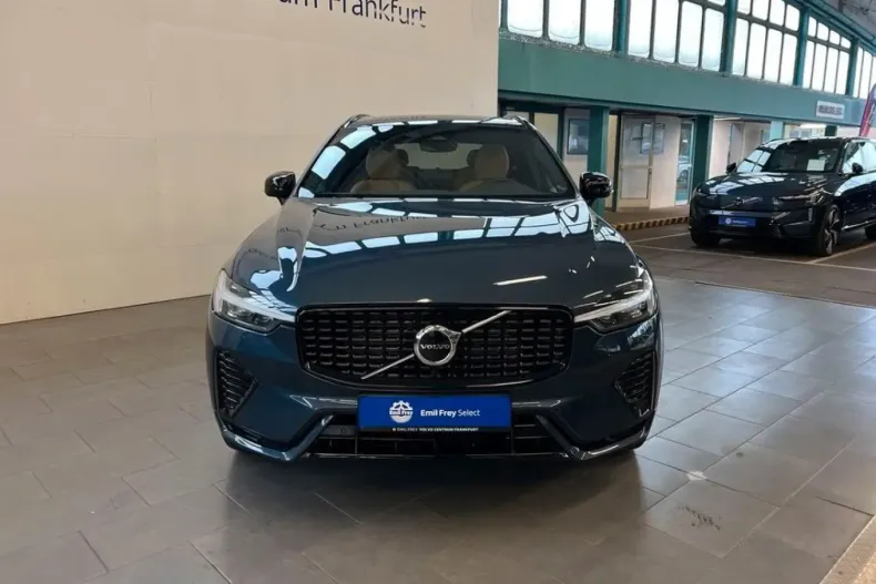 Volvo XC60 din 2023 cu 42.185 km - oferta VOL254829 - foto 1