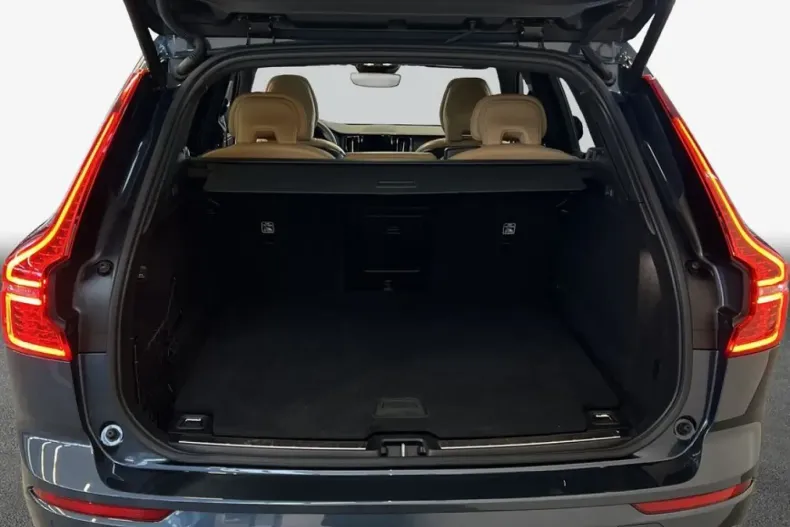 Volvo XC60 din 2023 cu 42.185 km - oferta VOL254829 - foto 8