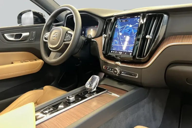 Volvo XC60 din 2023 cu 42.185 km - oferta VOL254829 - foto 15