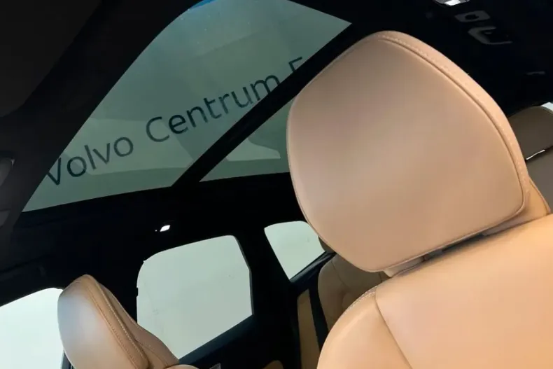 Volvo XC60 din 2023 cu 42.185 km - oferta VOL254829 - foto 24