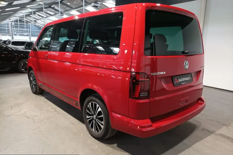 Volkswagen T6 Multivan din 2023 cu 62.221 km - oferta VOL254833 - foto 3