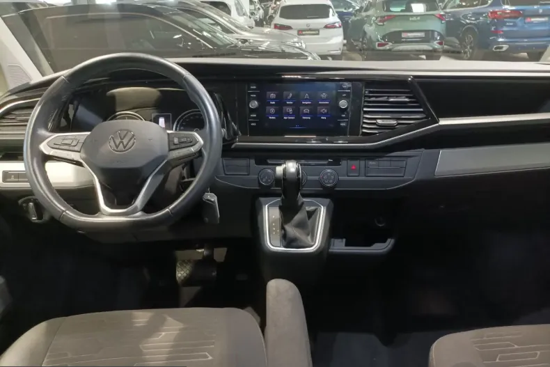 Volkswagen T6 Multivan din 2023 cu 62.221 km - oferta VOL254833 - foto 8