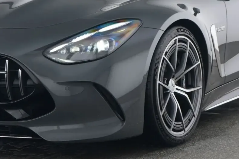 Mercedes-Benz AMG GT (Clasa GT) din 2025 cu 7.799 km - oferta MER254834 - foto 3