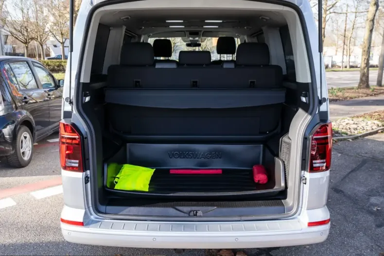 Volkswagen T6 Multivan din 2023 cu 31.000 km - oferta VOL254836 - foto 8