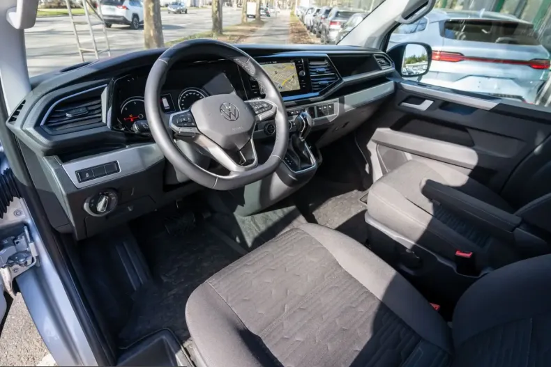 Volkswagen T6 Multivan din 2023 cu 31.000 km - oferta VOL254836 - foto 11