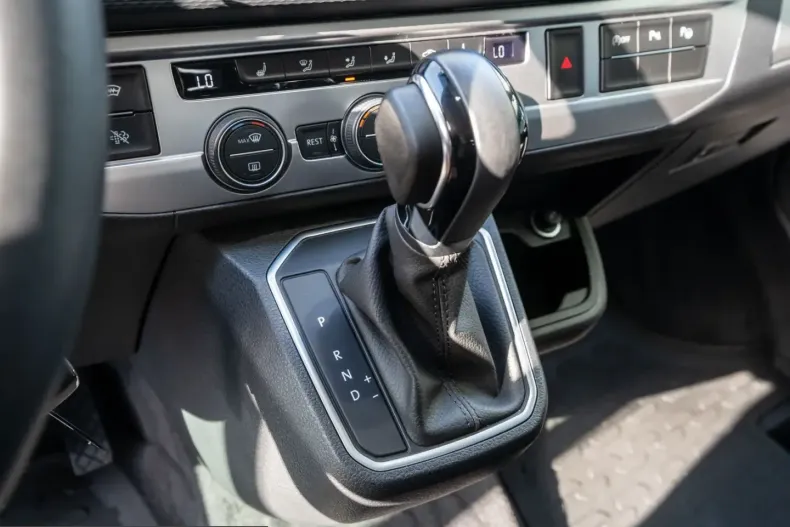 Volkswagen T6 Multivan din 2023 cu 31.000 km - oferta VOL254836 - foto 13