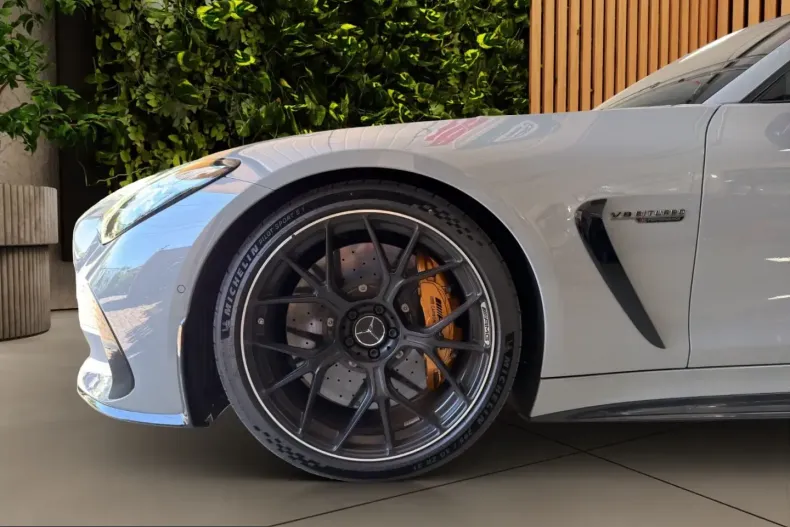 Mercedes-Benz AMG GT (Clasa GT) din 2025 cu 11.990 km - oferta MER254838 - foto 3