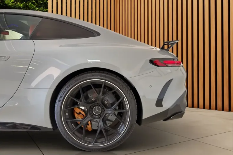 Mercedes-Benz AMG GT (Clasa GT) din 2025 cu 11.990 km - oferta MER254838 - foto 5