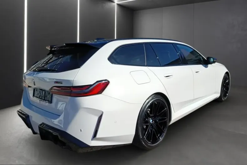 BMW M5 (Seria 5) din 2026 cu 6.100 km - oferta BMW254848 - foto 6