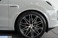 Porsche Cayenne din 2026 cu 8.620 km - oferta POR254861 - foto 24