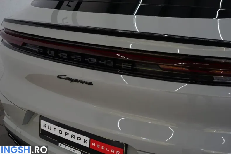 Porsche Cayenne din 2026 cu 8.620 km - oferta POR254861 - foto 27