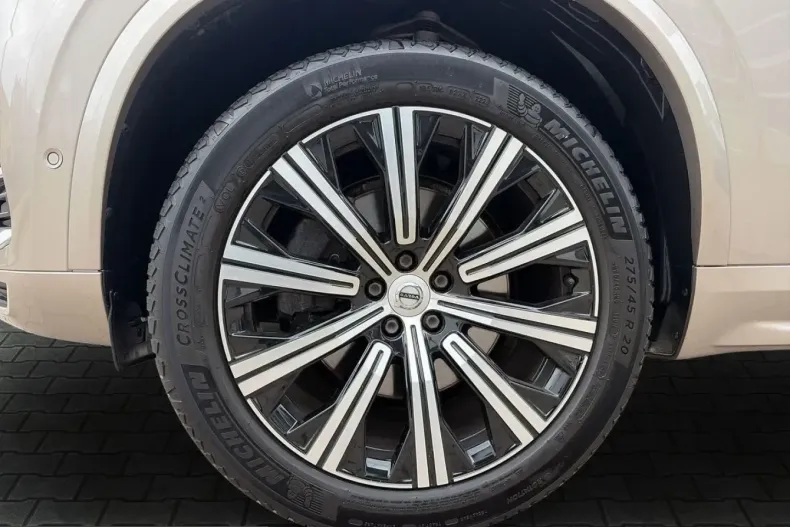 Volvo XC90 din 2023 cu 58.468 km - oferta VOL254874 - foto 9