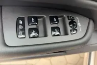 Volvo XC90 din 2023 cu 58.468 km - oferta VOL254874 - foto 13