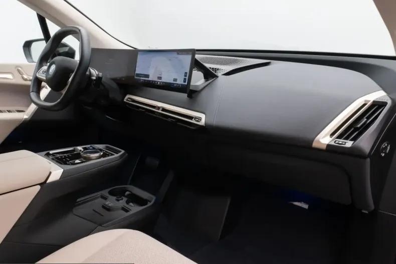 BMW iX din 2023 cu 42.041 km - oferta BMW254879 - foto 22
