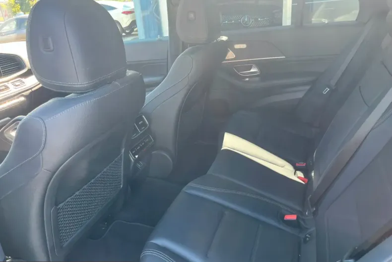 Mercedes-Benz GLE 400 (Clasa GLE) din 2023 cu 64.900 km - oferta MER254881 - foto 28