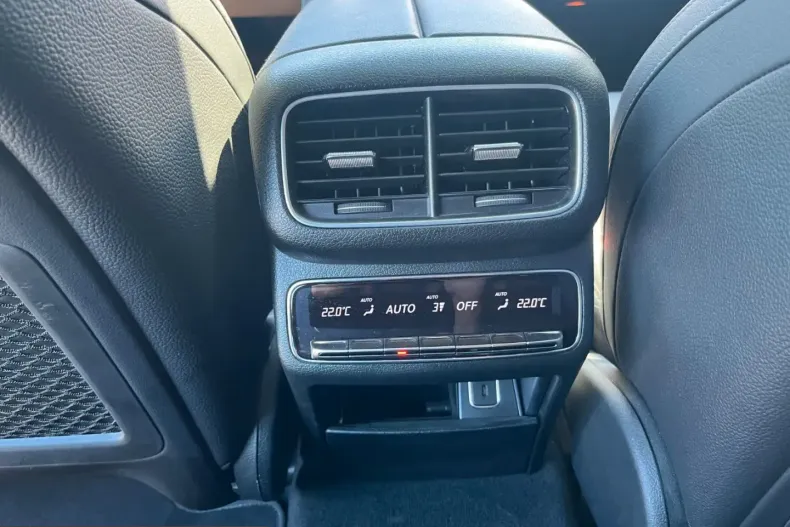 Mercedes-Benz GLE 400 (Clasa GLE) din 2023 cu 64.900 km - oferta MER254881 - foto 30