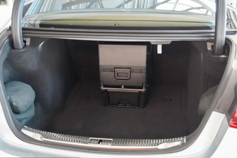Mercedes-Benz S 450 (Clasa S) din 2025 cu 5.135 km - oferta MER254882 - foto 5