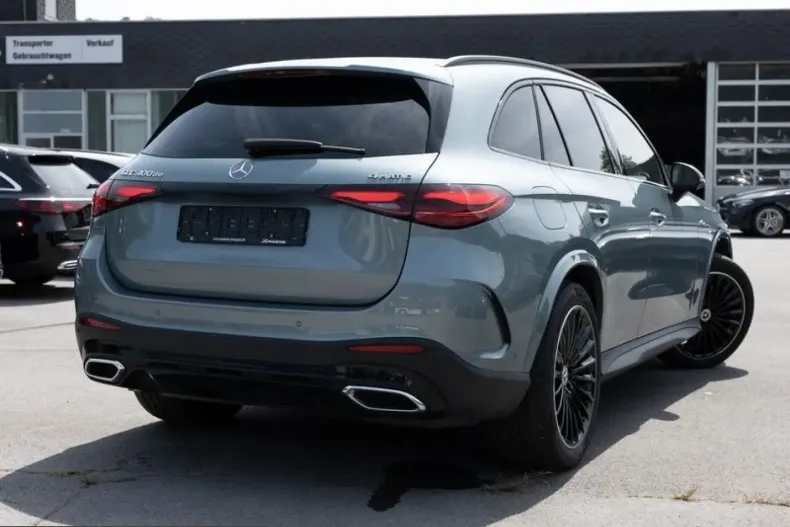 Mercedes-Benz GLC 300 (Clasa GLC) din 2025 cu 28.056 km - oferta MER254889 - foto 3