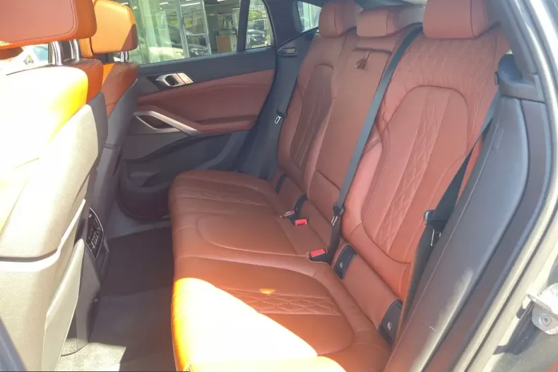 BMW X6 (Seria X) din 2023 cu 47.790 km - oferta BMW254891 - foto 4