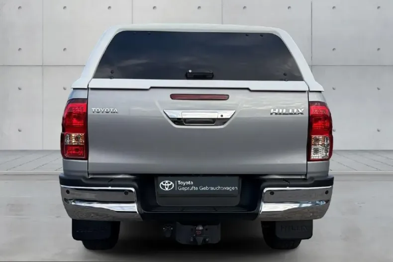 Toyota Hilux din 2023 cu 44.644 km - oferta TOY254892 - foto 6