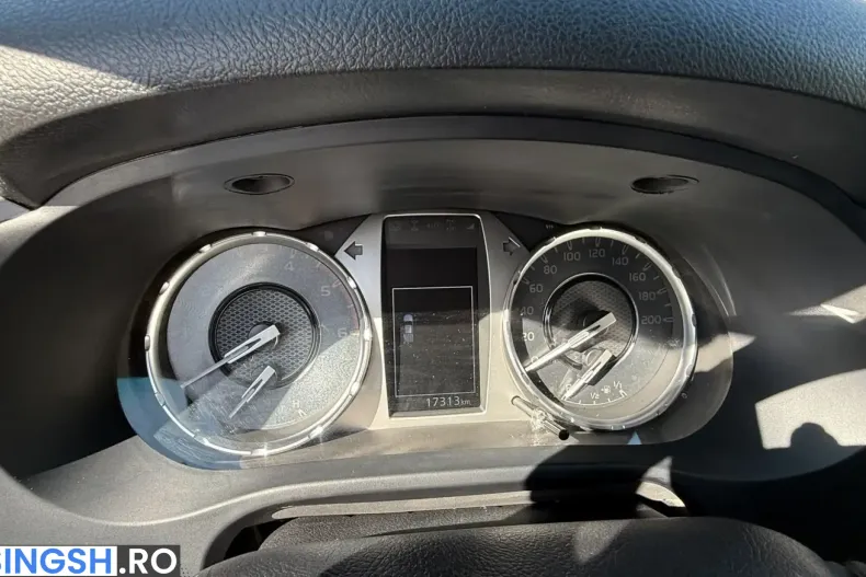 Toyota Hilux din 2023 cu 17.530 km - oferta TOY254894 - foto 12