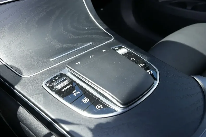 Mercedes-Benz GLC 300 (Clasa GLC) din 2023 cu 101.728 km - oferta MER254902 - foto 8